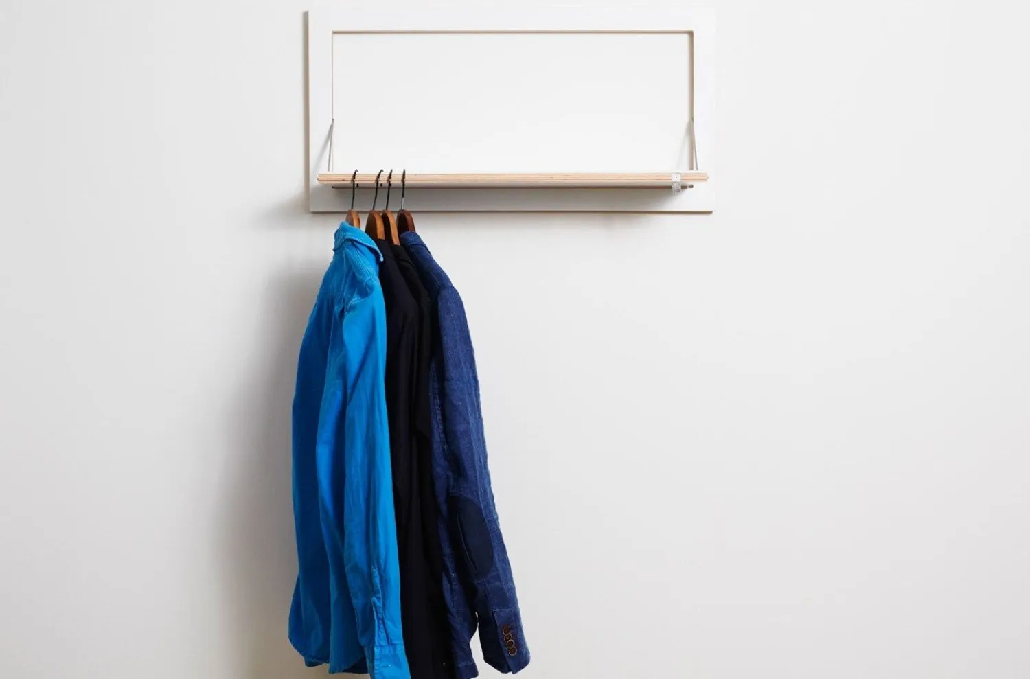 - Fläpps Hängrail - Knagerække/Hylde - Hvid*Ambivalenz Discount