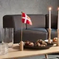 - Celebrate Bordflag*Andersen Furniture Sale