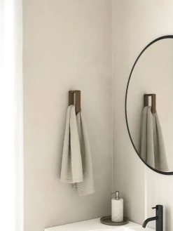 - Håndklædeholder^Andersen Furniture