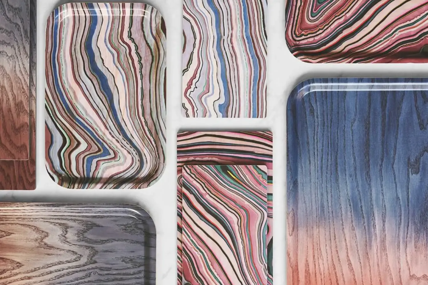 - Tribute to Wood Tray - Bakke i str. L - Blå - 43x33 cm*Applicata Outlet