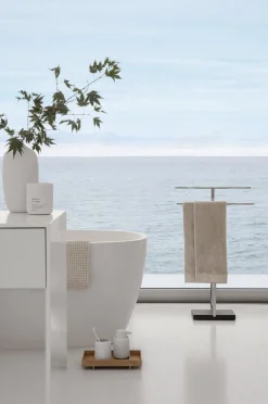 - Bath Towel - White - CARO^Blomus Online