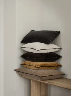 - Cushion Cover - 30 x 50 cm - Magnet - VELVET^Blomus Outlet