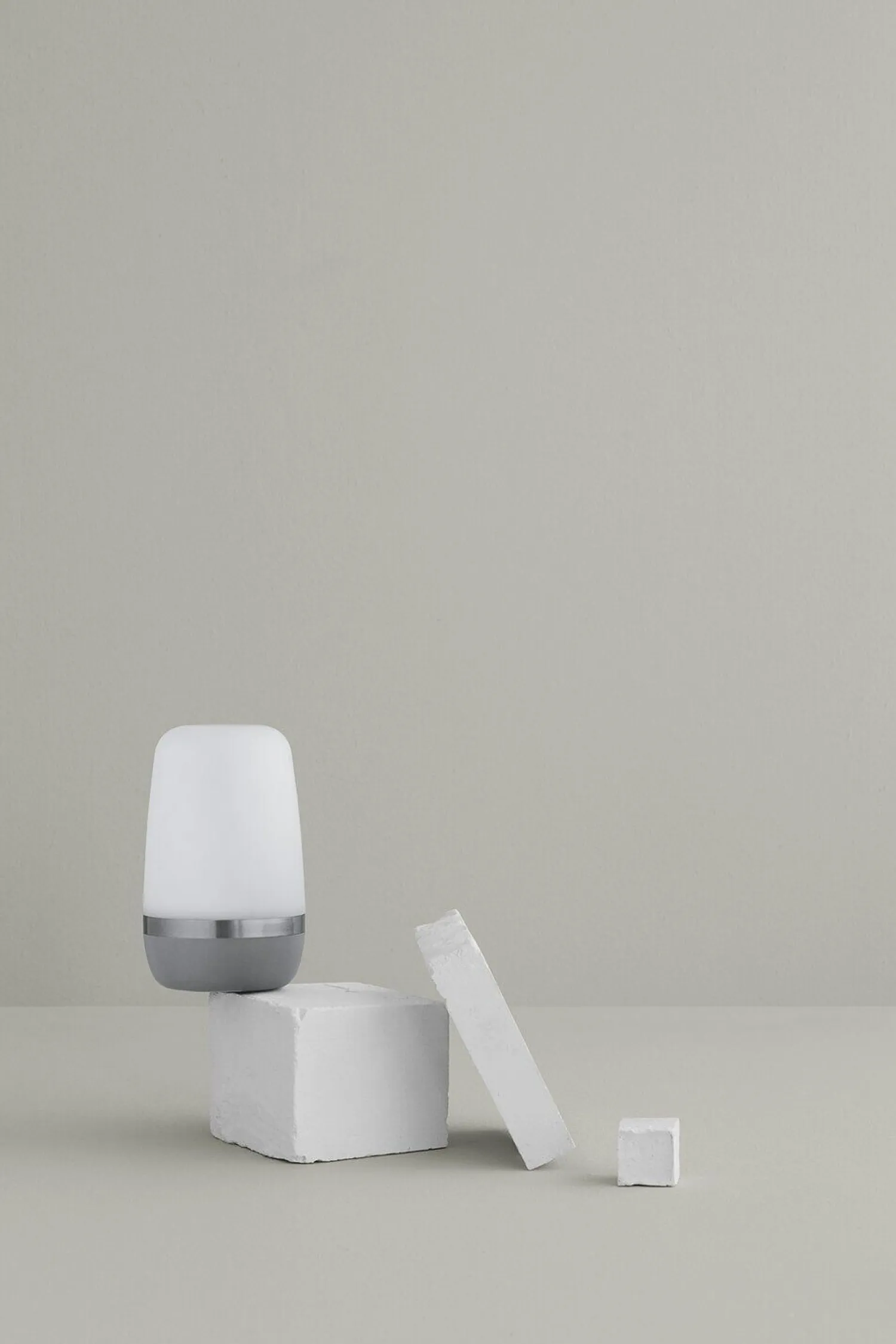 - LED Outdoor Lamp - Platinum Gray - SPIRIT*Blomus Best