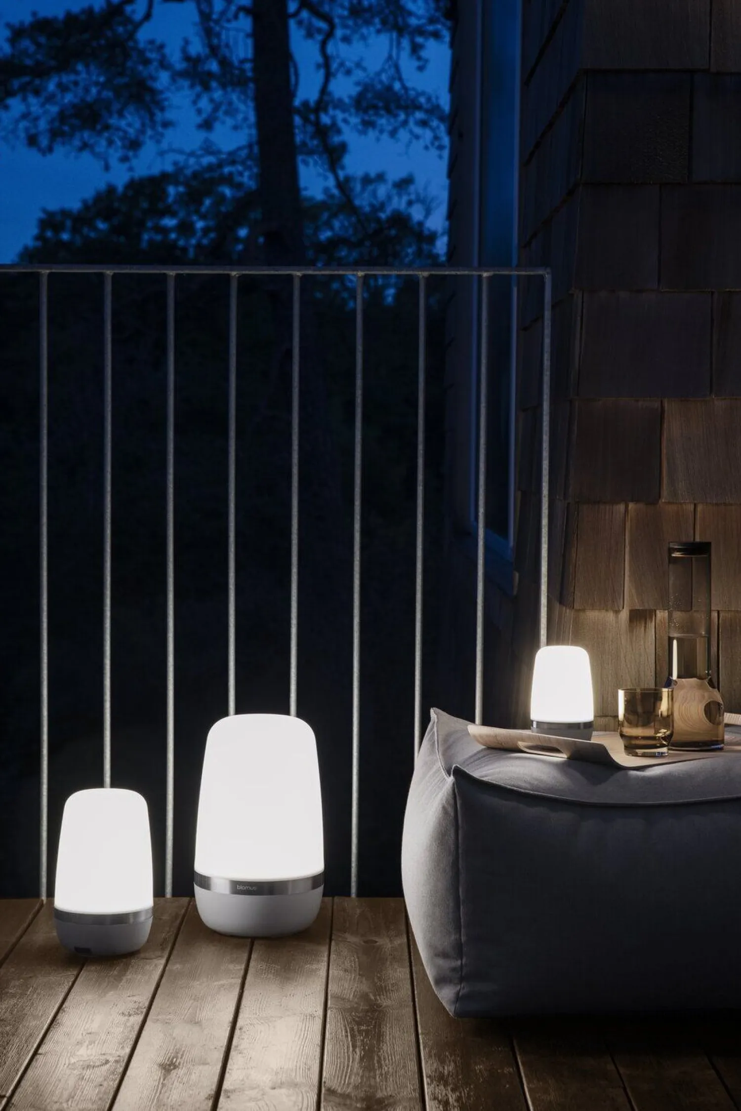 - LED Outdoor Lamp - Platinum Gray - SPIRIT^Blomus Best