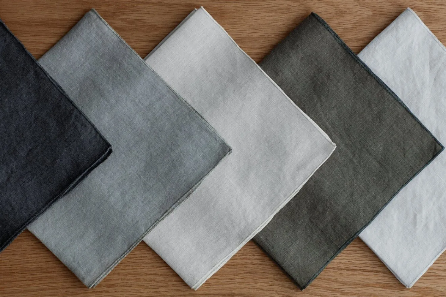 - Linen Napkin - B 42 cm, T42 cm - White LINEO^Blomus Best