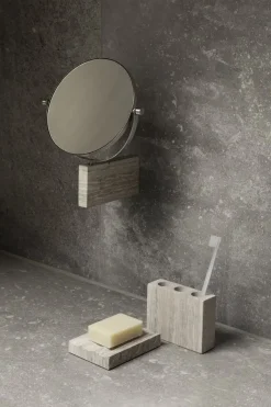 - Makeup spejl - Lamura marmor vægmonteret - Mourning Dove*Blomus Online