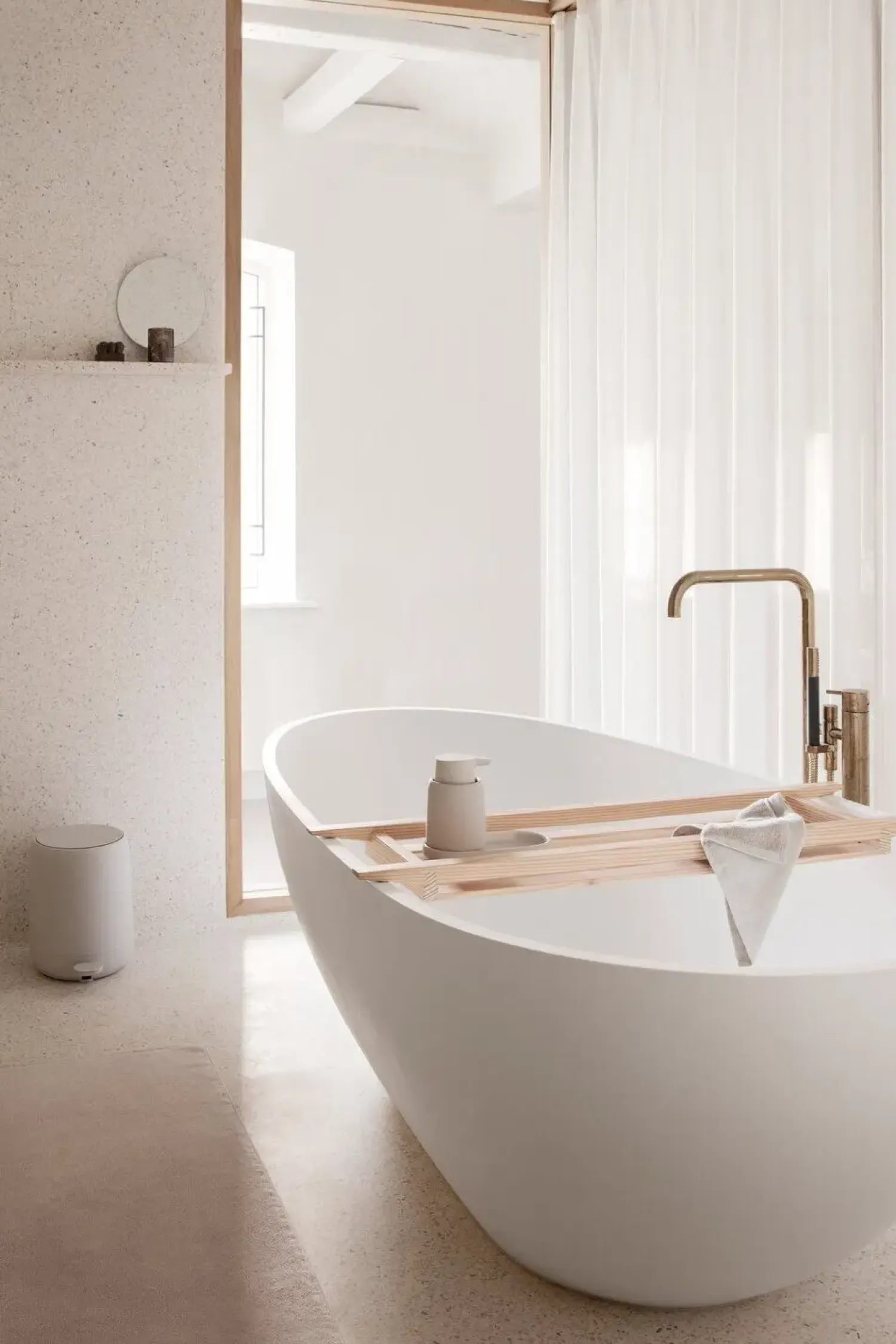 - Pedal Bin - White - SONO^Blomus New