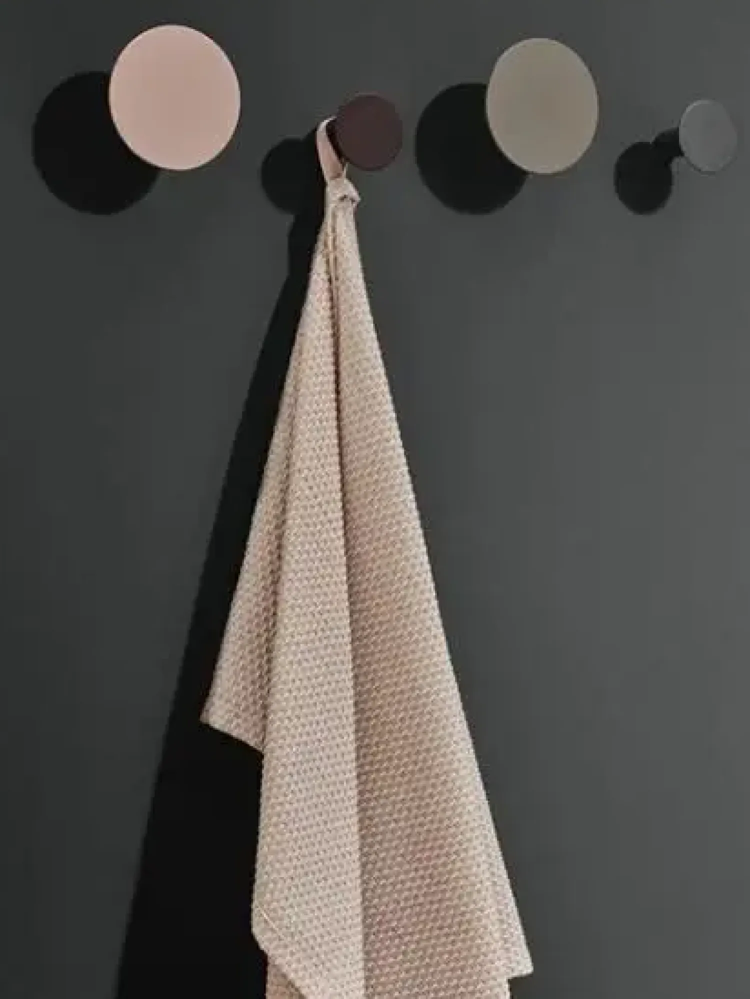 - PONTO vægknager - Assorted - Sæt af 4*Blomus