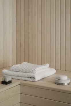 - Set of 2 Guest Hand Towels - White - CARO^Blomus Best