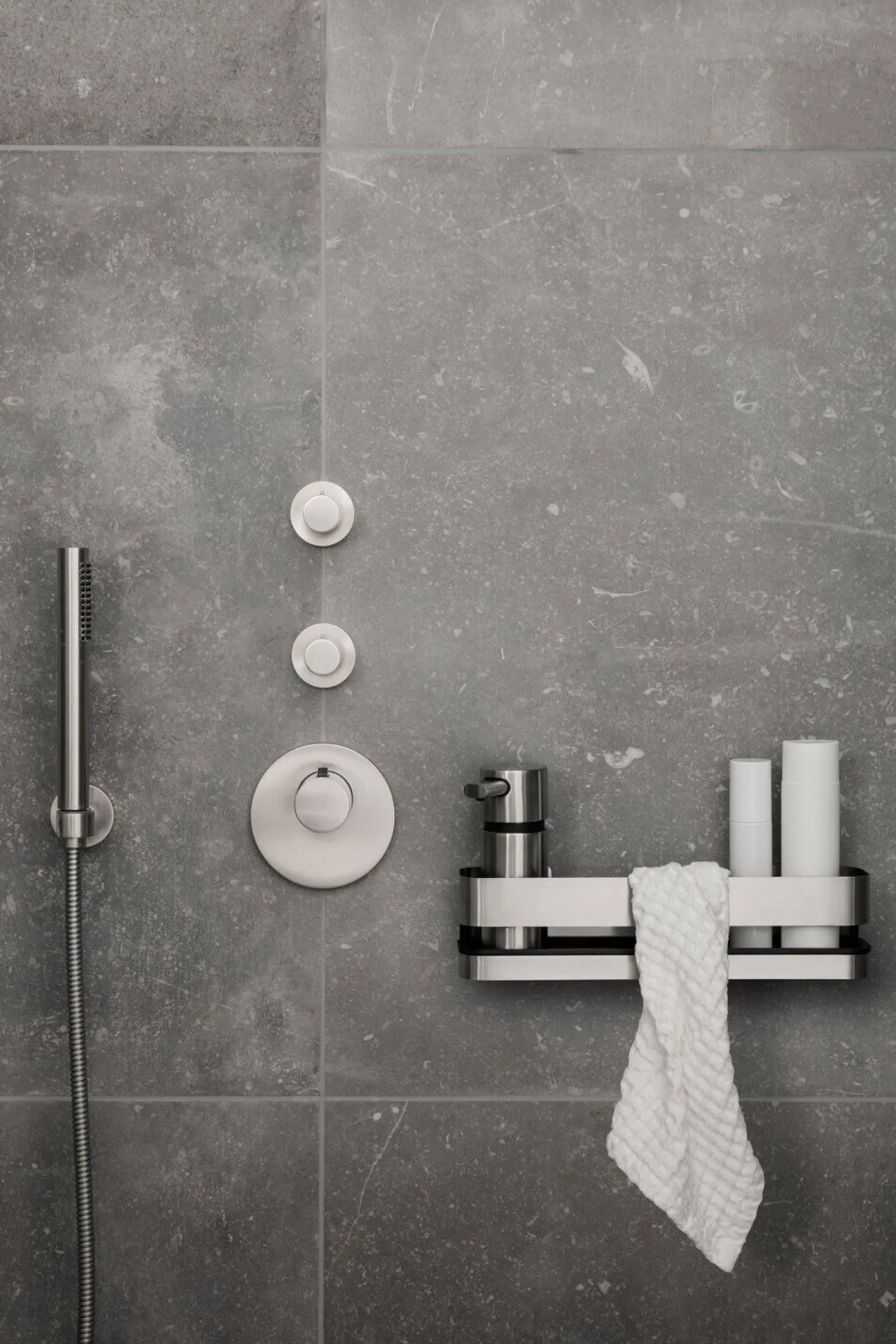 - Shower Basket - Black - NEXIO^Blomus Hot