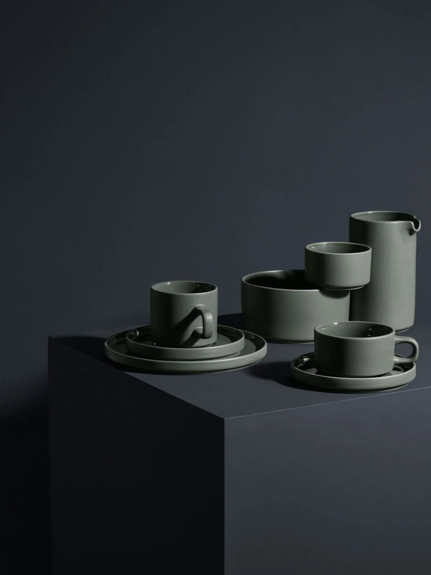 - Snack Bowl - Pewter - PILAR*Blomus Hot