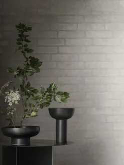 - Vase - H 21 cm, Ø 17 cm - Black - MIYABI*Blomus Clearance