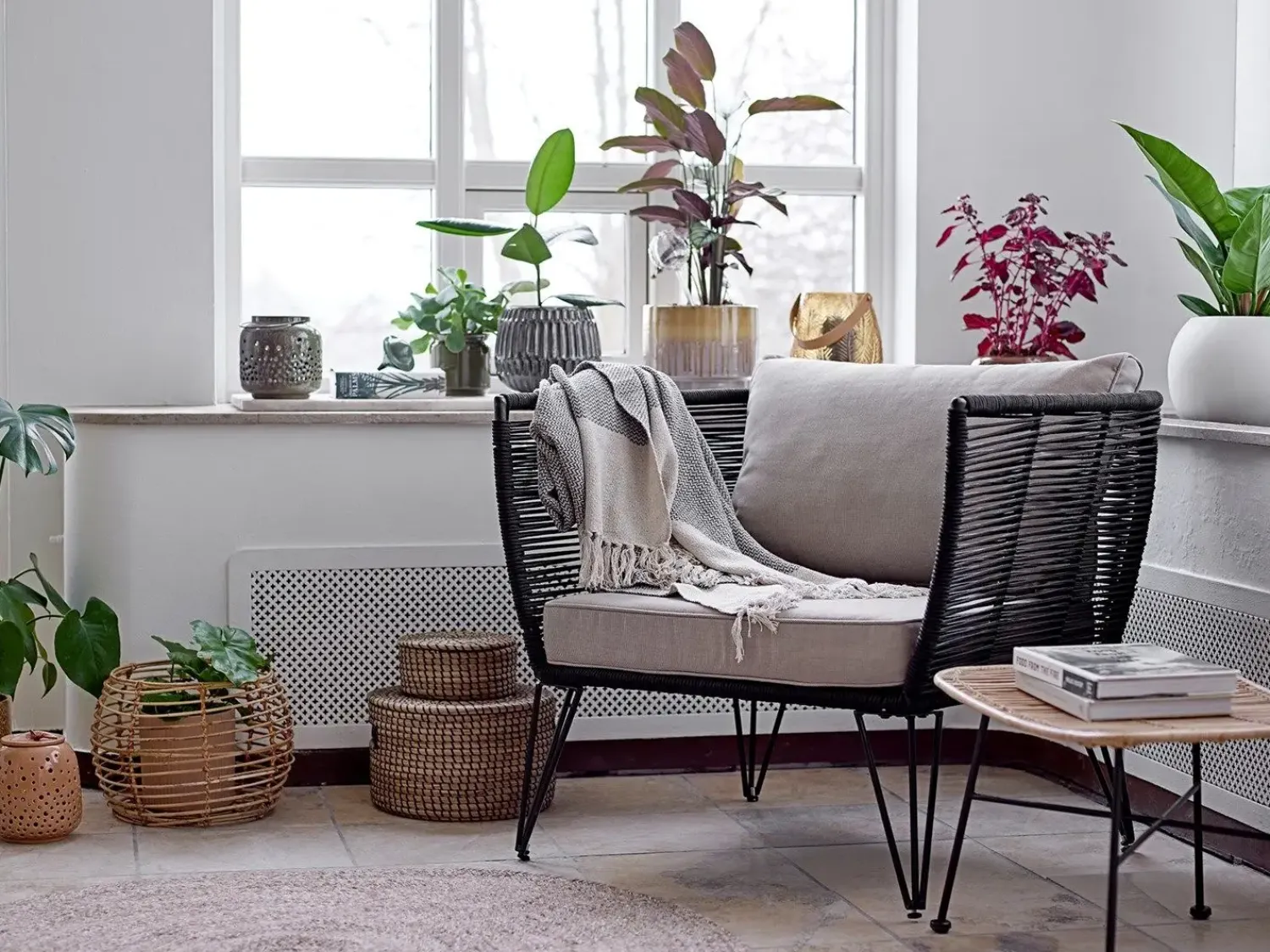 - Mundo Loungestol - Sort*Bloomingville Hot