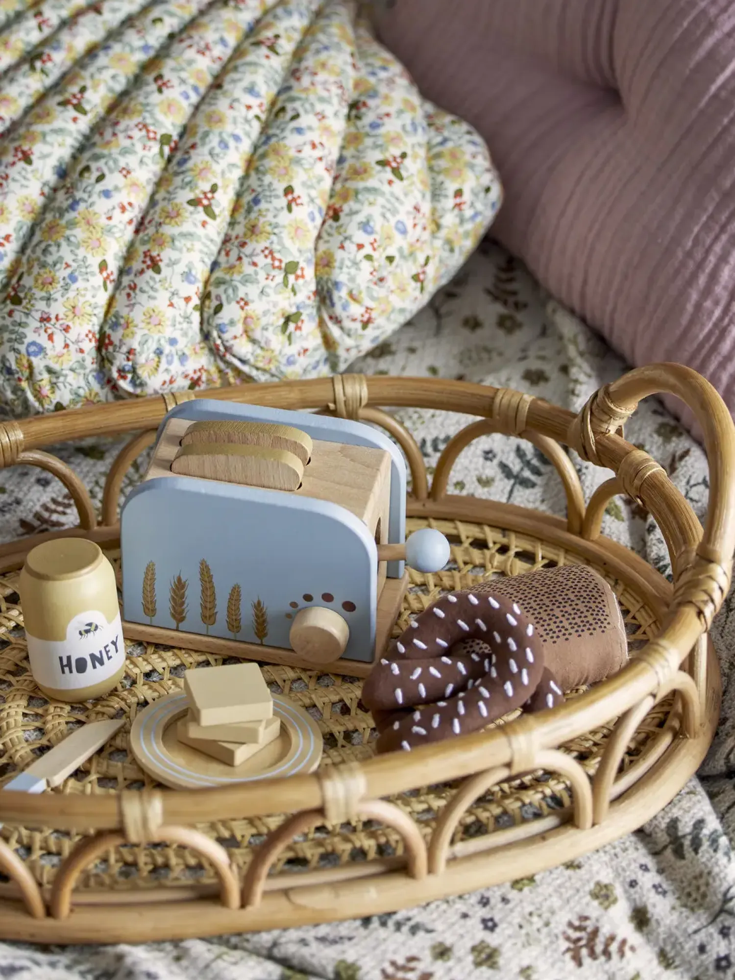 - Adda Legetøjsmad, Blå, Bøg^Bloomingville