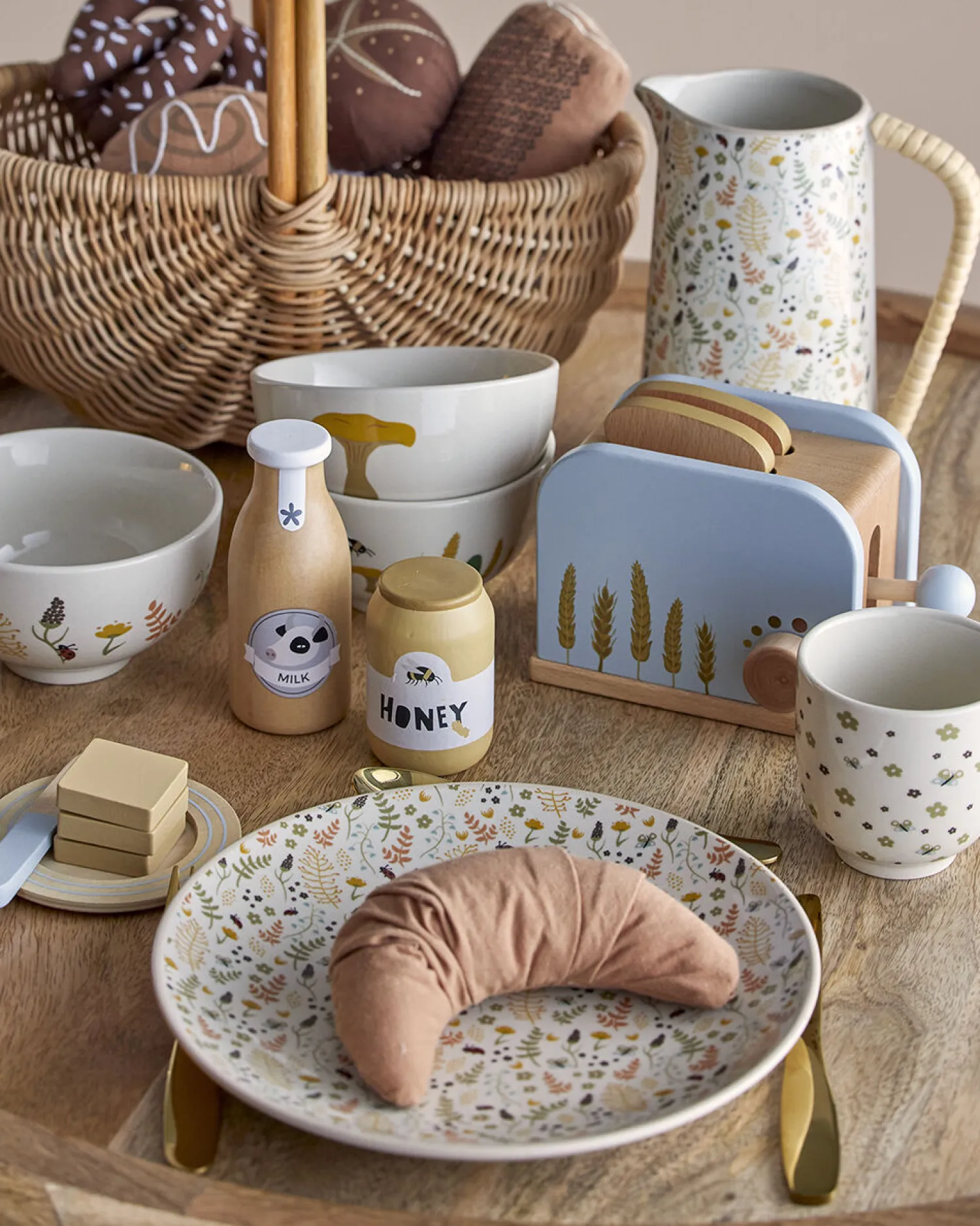 - Adda Legetøjsmad, Blå, Bøg^Bloomingville