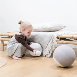 - Bold 23 cm Grey^bObles Clearance