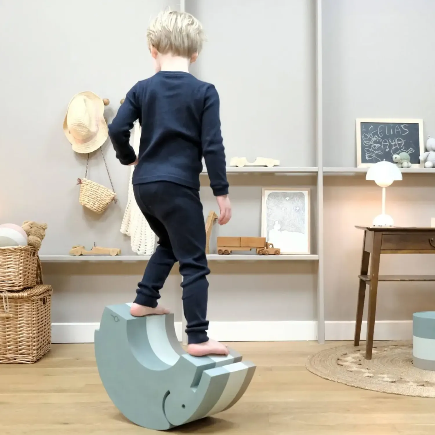 - Elefant M Green haze^bObles New