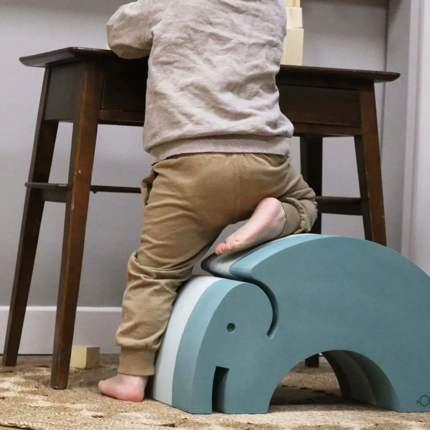 - Elefant M Green haze^bObles New