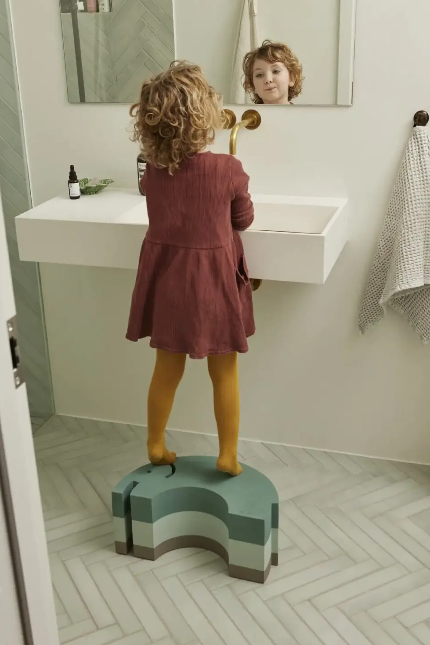 - Elefant M Green haze^bObles New