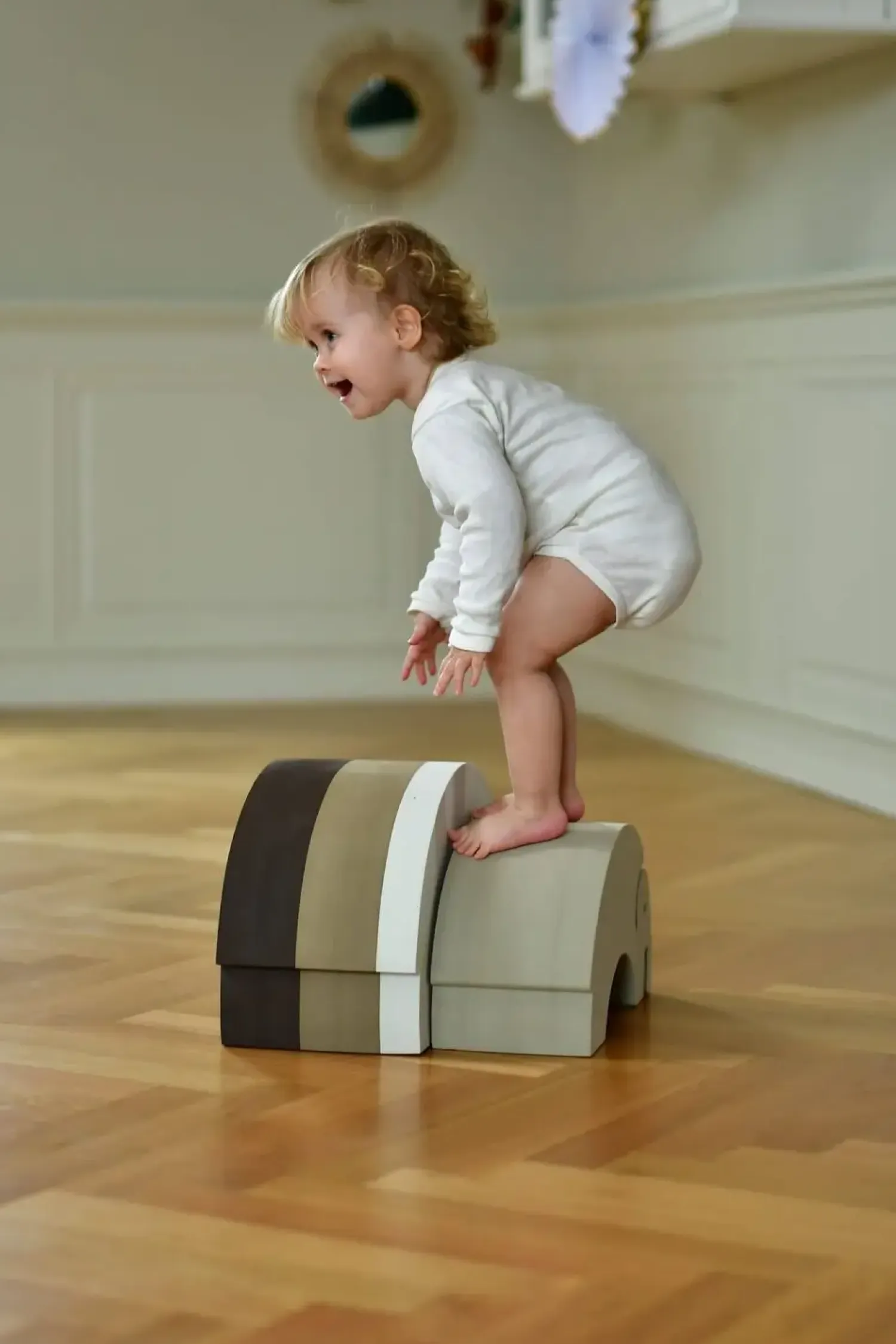 - Elefant S Sand grey*bObles