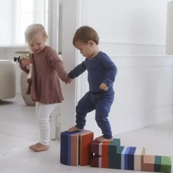 - Fisk M Mountain^bObles Hot