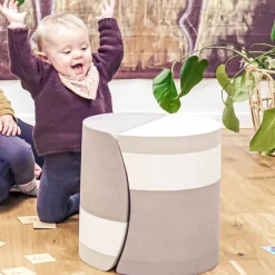 - Friends Grey*bObles