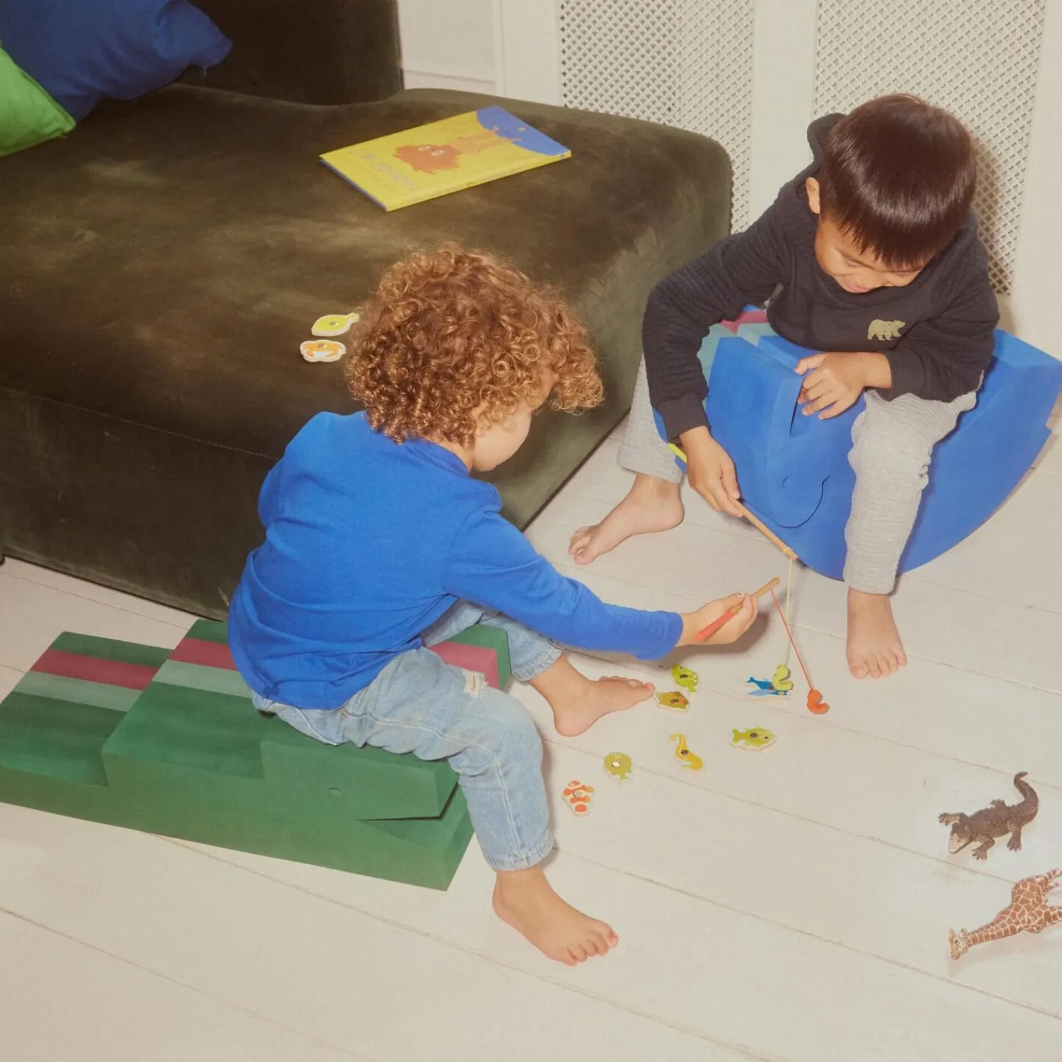 - Krokodille L Gym^bObles Hot