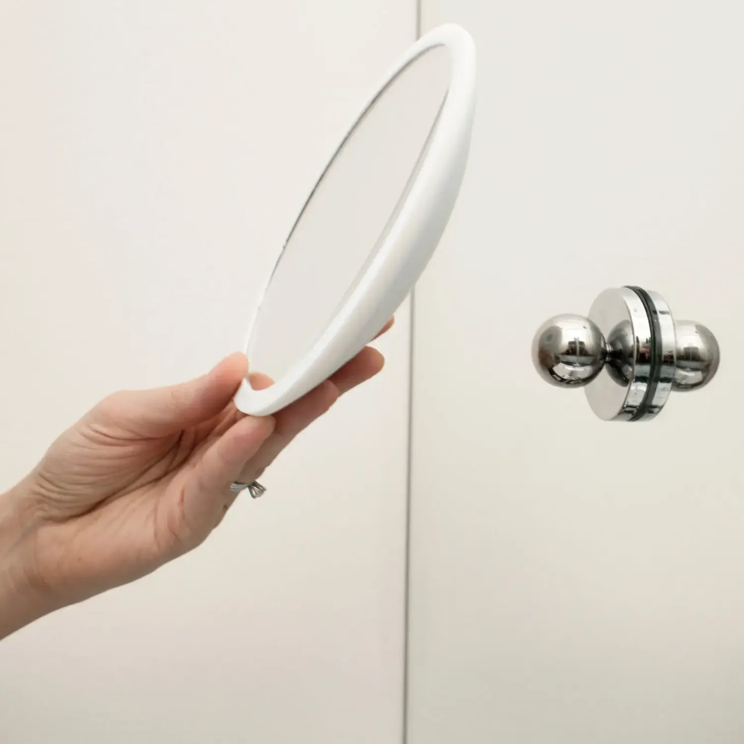 - PLUS Aftageligt Make-up spejl X15 - hvid^Bosign Outlet