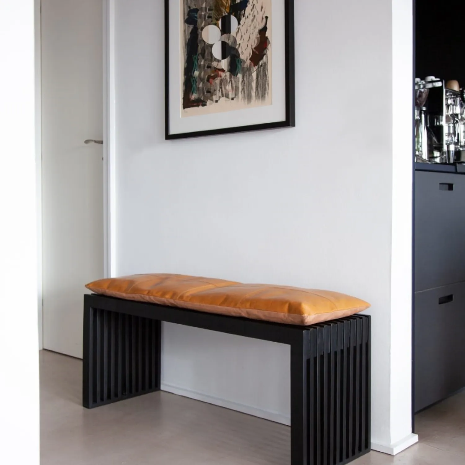 - Rib bænk 104x35cm mahogni mat sort^Cinas Hot