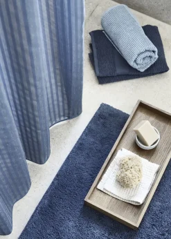 - Badeforhæng - Lines shower curtain w/tape 220 cm - Mørk blå*Compliments