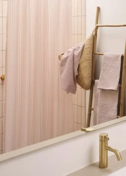 - Badeforhæng - Lines shower curtain w/tape 200 cm - Rose^Compliments