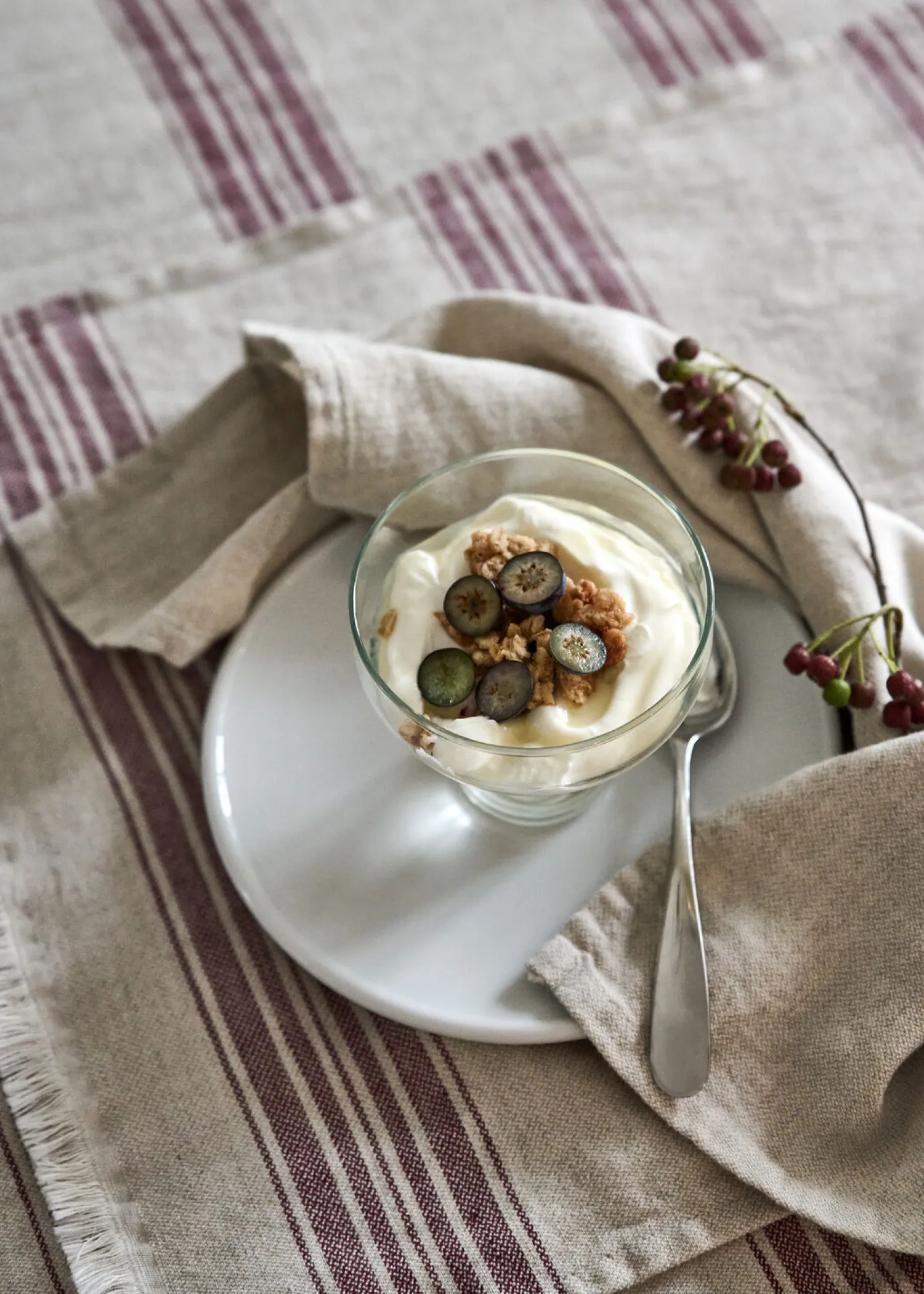 - Dug - Arles Table Cloth 150x350 cm Plum^Compliments Outlet