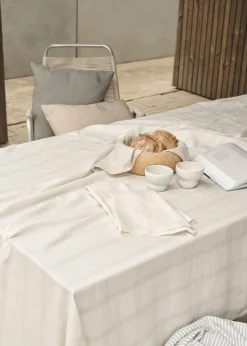 - Dug - Brise Table Cloth 200x200 cm - Grøn*Compliments Discount