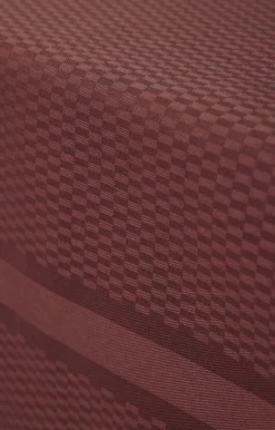 - Dug - Tile Damask Table Cloth 150x 300 cm - Vinrød*Compliments Best