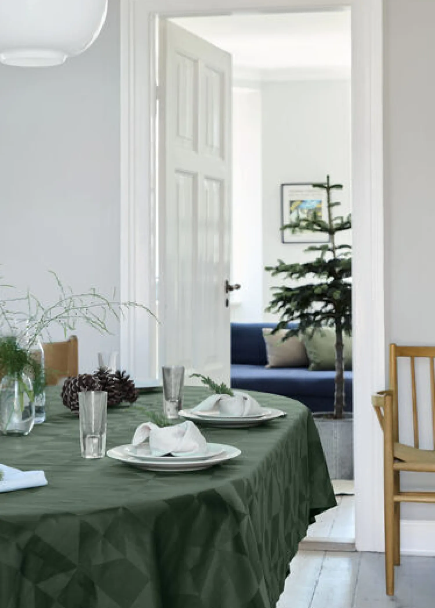 - Dug - Wind Damask 160x370 cm - Skovgrøn*Compliments Best