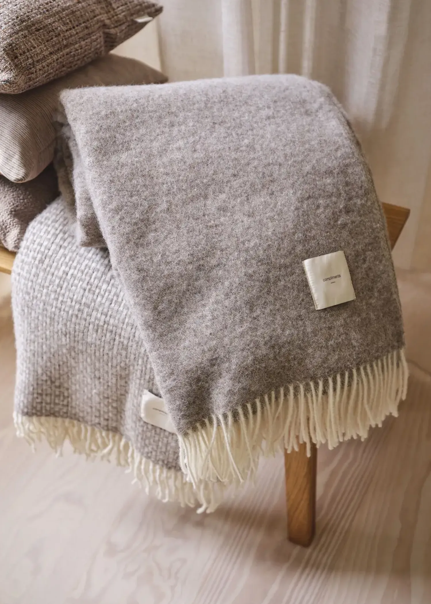 - Plaid - Duo Throw -140x200 cm - Taupe*Compliments Online