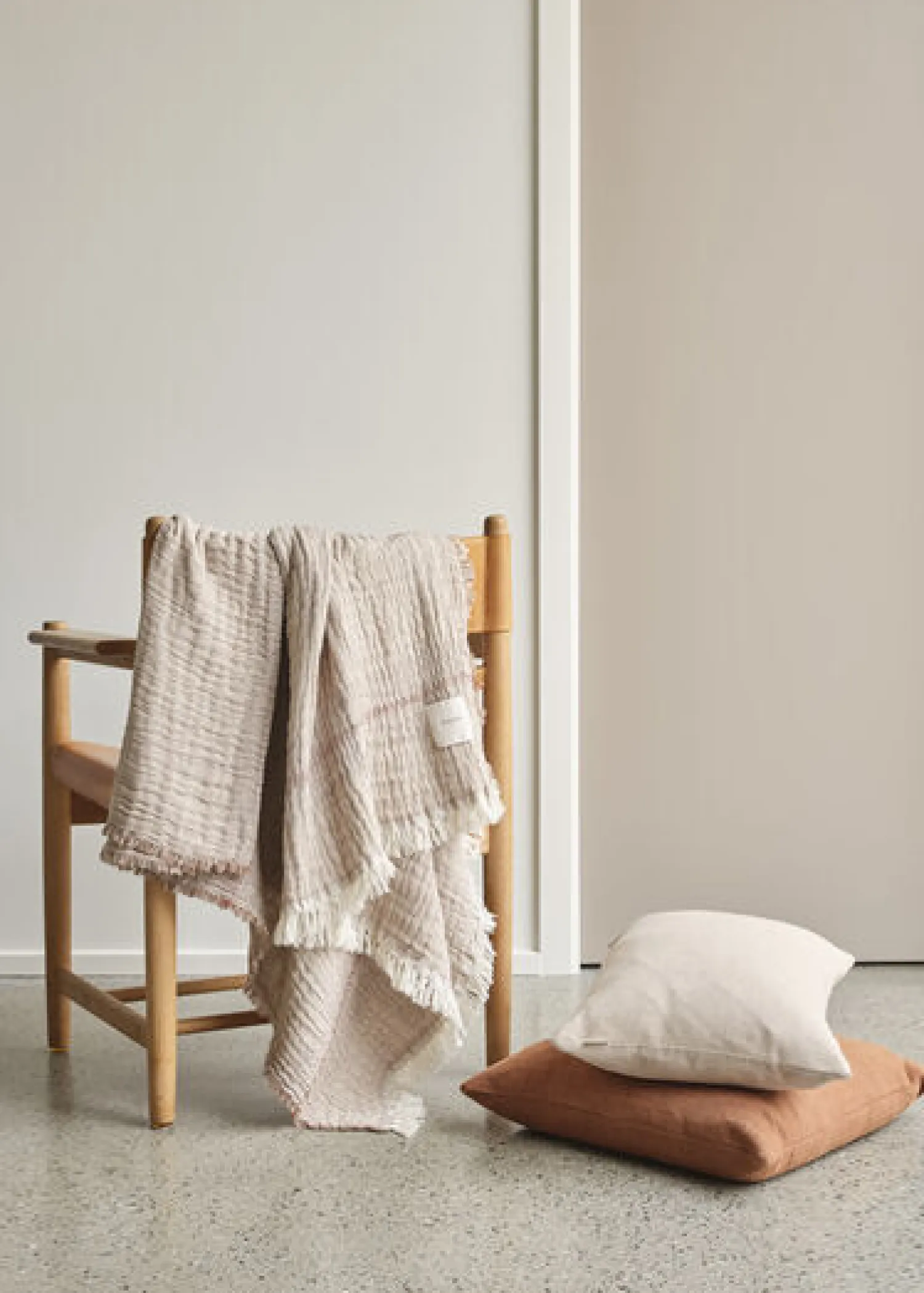 - Plaid - Loire Throw 130x180 cm - Sand^Compliments Clearance