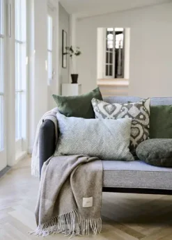 - Plaid - Waves Throw 140x200 cm - Sand^Compliments Clearance