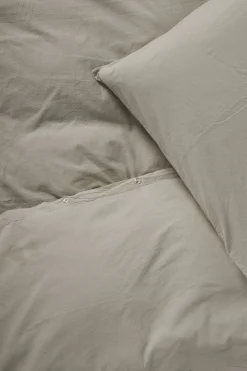 - Sengetøj - Stone Bed Linen 240x220/60x63 (2) cm - Sand*Compliments