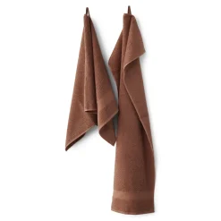 - Slow Towel 70x140 cm - Brick*Compliments New