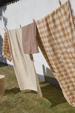 - Squarre - Sengetøj - L200 - Ochre^Compliments Online