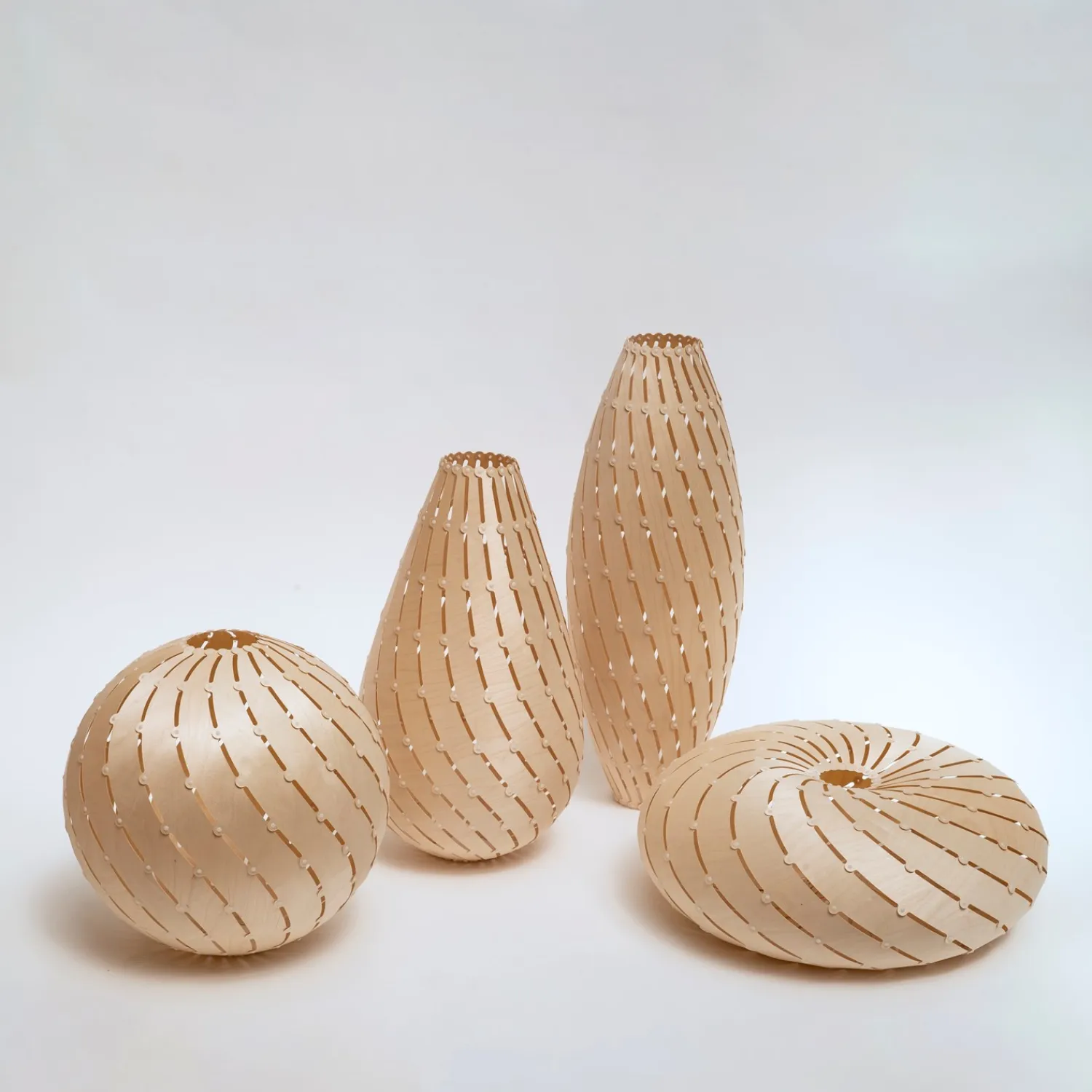 - Ebb Roll Lampe, natur*David Trubridge New