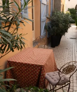 Doing Goods - Dug / sengetæppe - Stor - Helena - 240 x 280 cm^ Hot