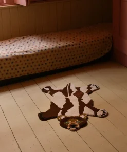 - Gulvtæppe - Quin Bear - Large*Doing Goods Discount