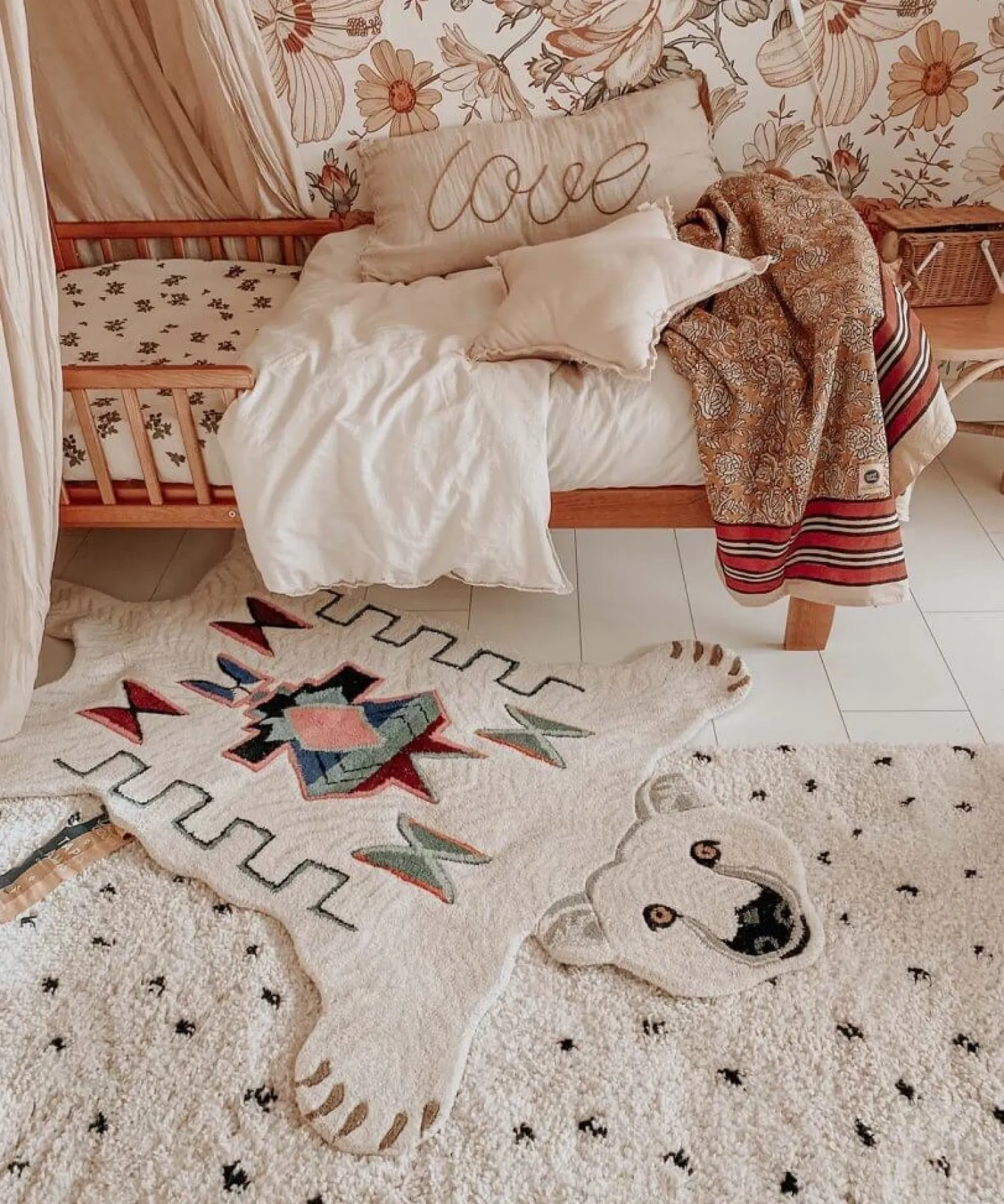 - Kasbah Polar Bear Gulvtæppe - Large*Doing Goods Sale