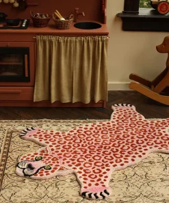 - Pink Leopard Gulvtæppe - Small*Doing Goods Hot