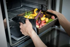 - Grydelap - Pot Holder - Sort Læder*Dutchdeluxes Hot