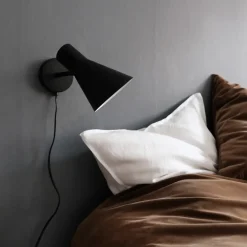 - Denver væglampe - Mat sort*Dyberg Larsen Online