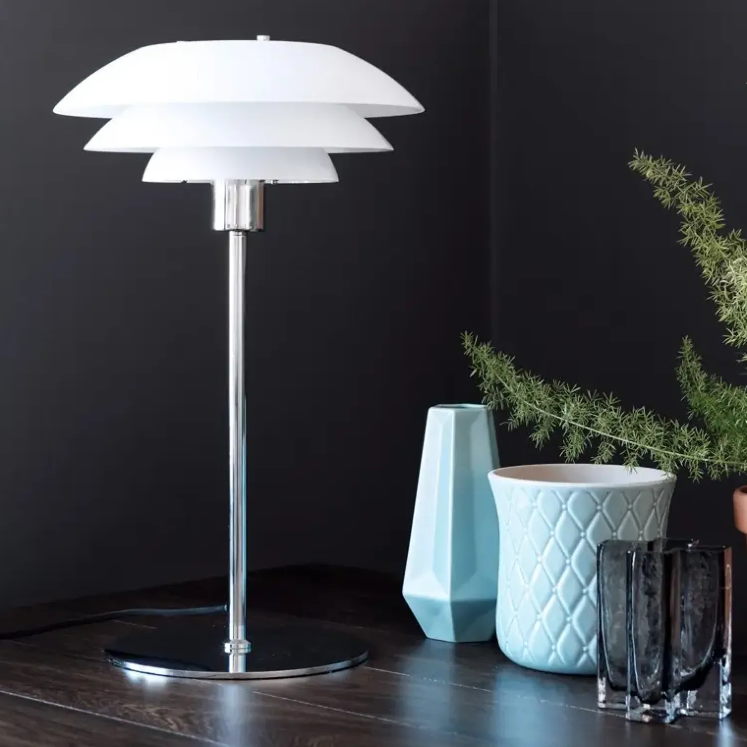 - DL31 Opal bordlampe - Opal/Krom*Dyberg Larsen Discount