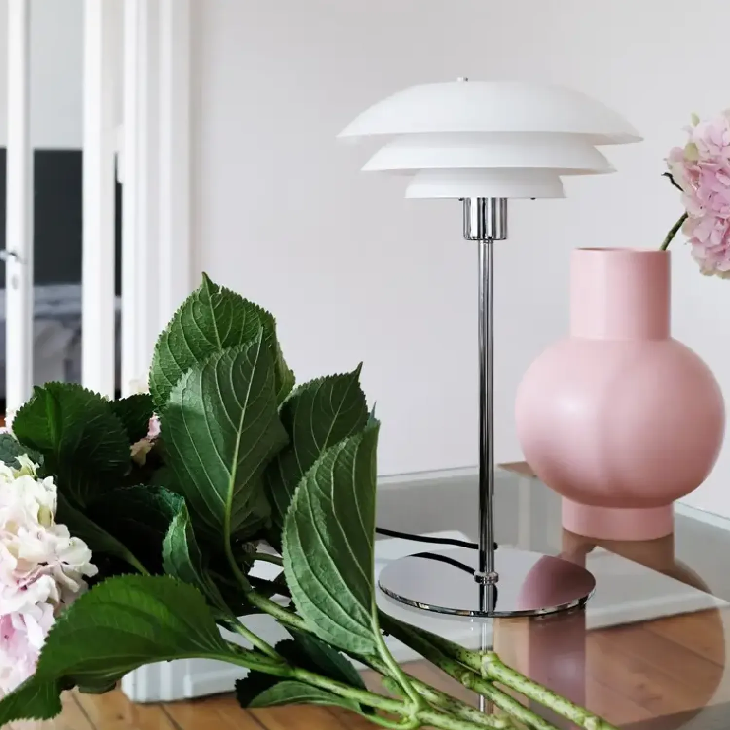 - DL31 Opal bordlampe - Opal/Krom*Dyberg Larsen Discount